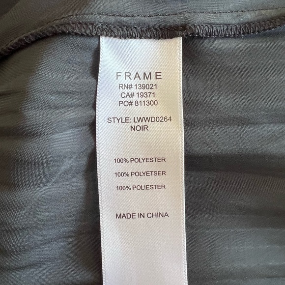 FRAME Women’s Pleated Pleat V Neck Long Sleeve Dress Smocked Black Size XS New - Picture 16 of 16